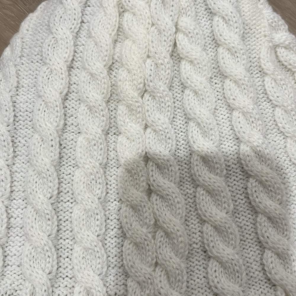 Winter hat - Picture 4 of 5